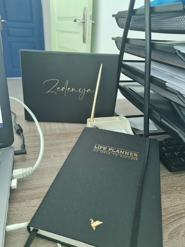 Customer photo review of Life Planner Box Premium