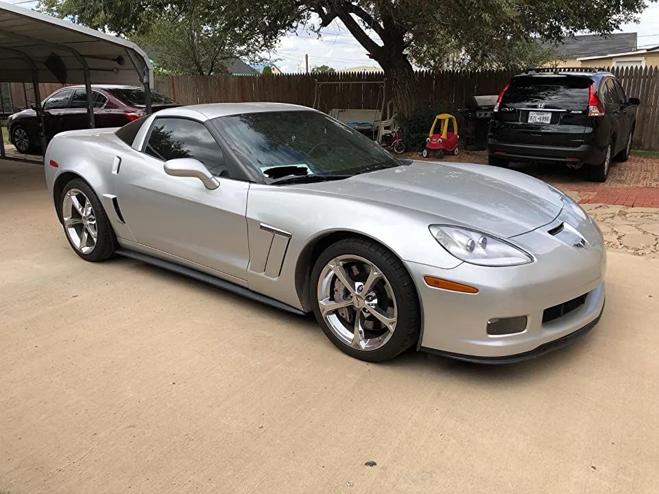 Customer photo review of Corvette C6 Grand Sport / Z06 / ZR1  Side Skirts Rocker Panels