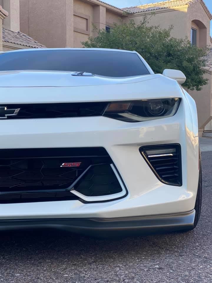 Customer photo review of Camaro SS Front Splitter Lip | T6 Performance Package