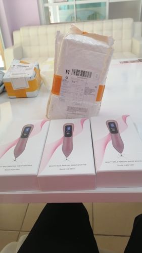 Customer photo review of HexoLaser™️ Fibroblast Plasma Pen