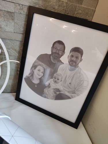 Customer photo review of Black & White Portrait Pencil