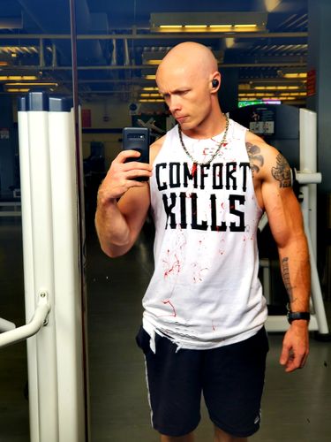 Customer photo review of 176 - Comfort Kills Tank Top White