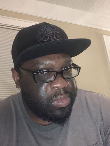 Customer photo review of Classic Trucker - Blacked Out
