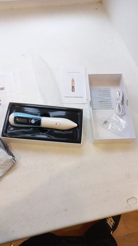 Customer photo review of HexoLaser™️ Fibroblast Plasma Pen