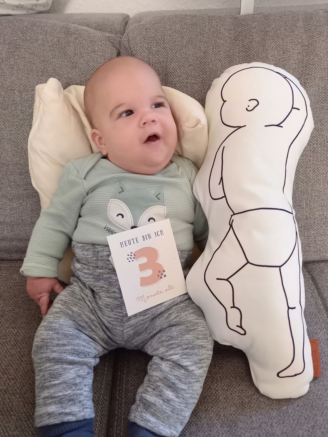 Customer photo review of BABYKISSEN CLASSY TWO