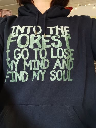 Customer photo review of Into the Forest - Bio Damen Hoodie