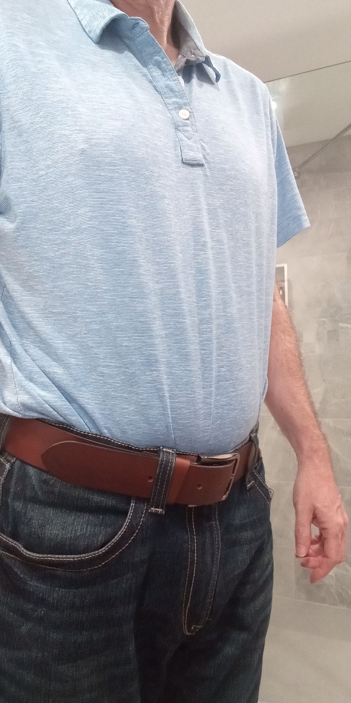 Customer photo review of Black 45 mm 100% Full Grain Bridle Leather Belt for Jeans