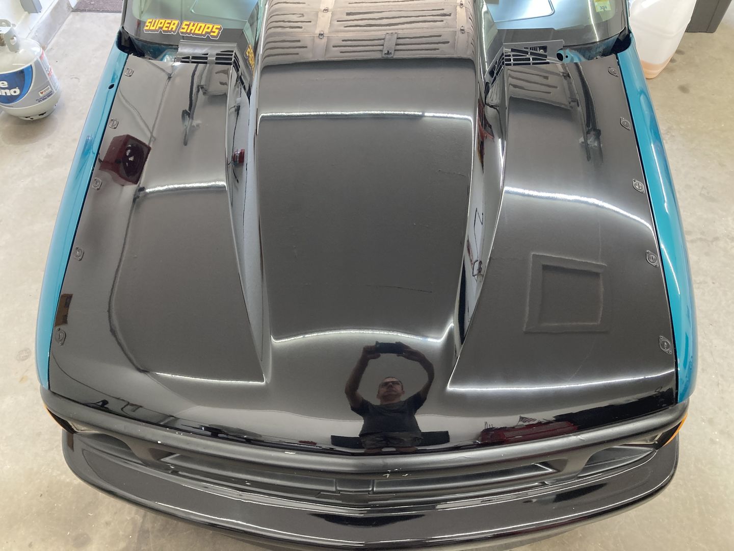 Customer photo review of Motion Raceworks 1994-04 S10 S10/Sonoma/Blazer Dzus Hood Rails (34") (Black Anodized)