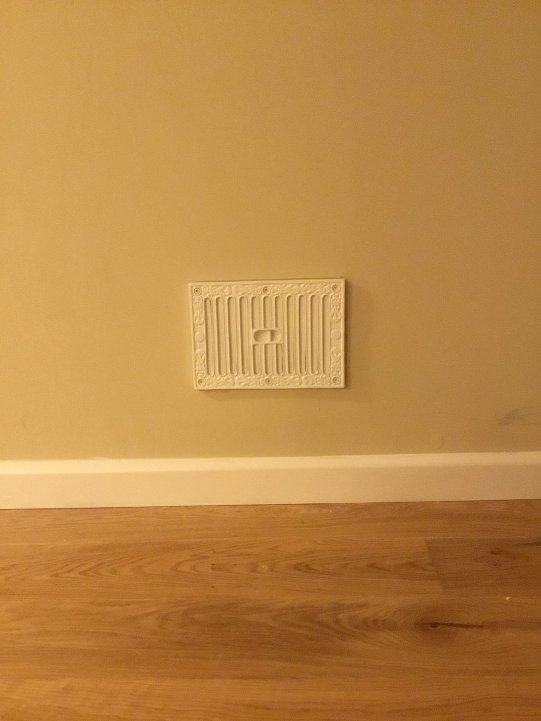 Customer photo review of White Kenrick Hit & Miss Air Vent · 9 x 6 Inch ·