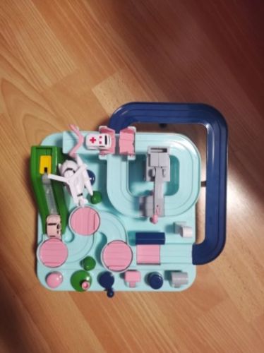 Customer photo review of CIRCUIT ÉDUCATIF MONTESSORI MAXI-ADVENTURE™