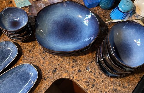 Customer photo review of Ocean Waves Deep Blue Plates + 4 FREE cookbooks ($115 value)