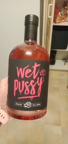 Customer photo review of Wet Pussy 3-Pack 700ml