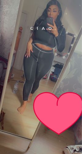 Customer photo review of Ensemble couture apparente avec une manche longue sur deux