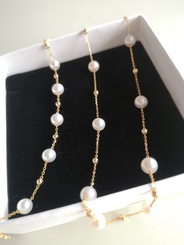 Customer photo review of Jessica Pearl Necklace and Bracelet Gold Vermeil