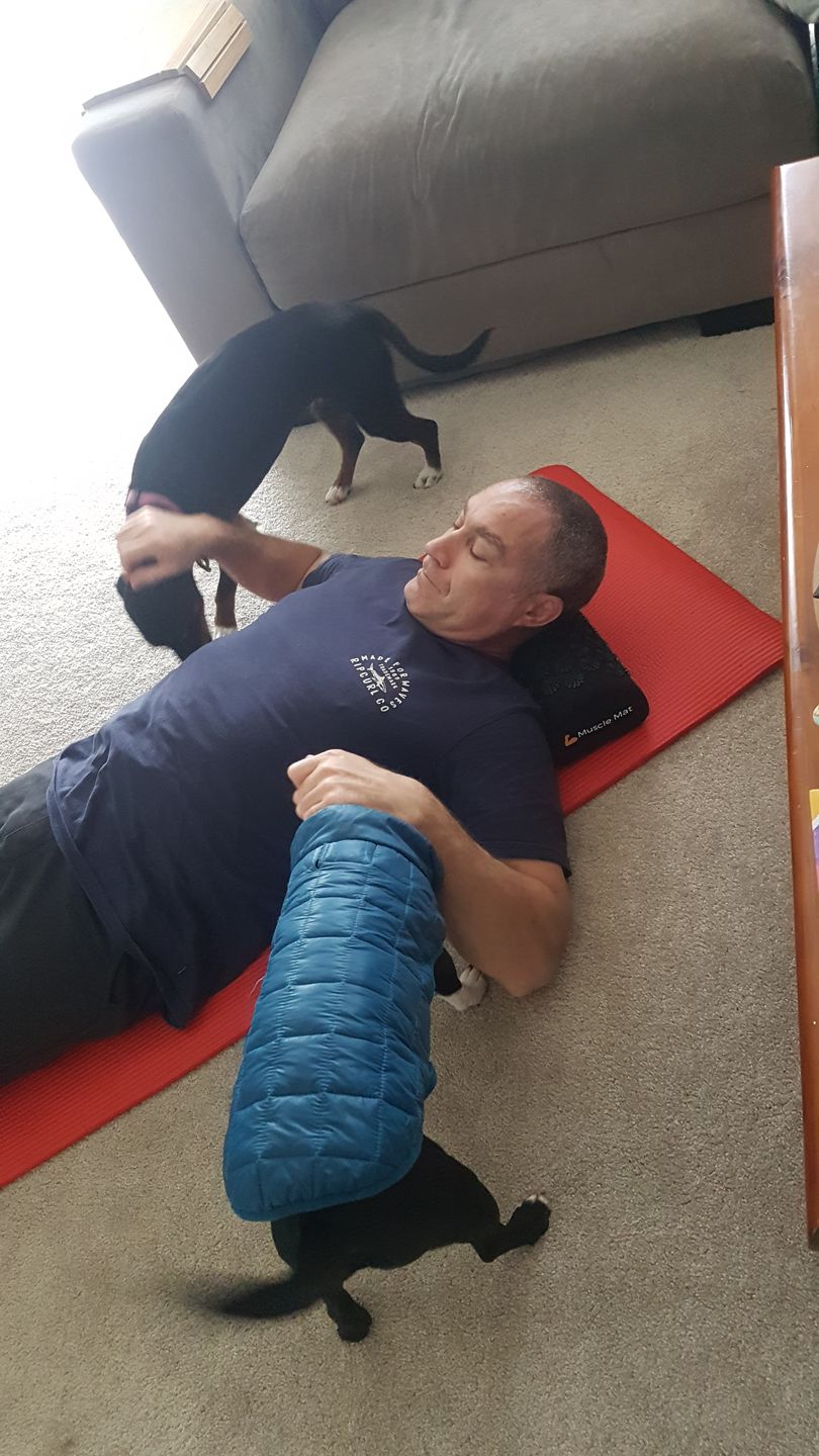 Customer photo review of Muscle Mat Luxury Acupressure Mat With Pillow
