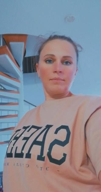 Customer photo review of Lifestyle Damen T-Shirt Kleid sandfarben by SAEBIS®