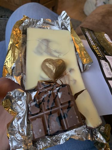 Customer photo review of The Geordie Chocolate Bar - Milk chocolate with caramel