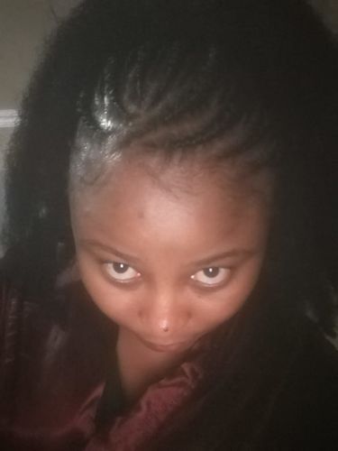 Customer photo review of Freetress Equal Drawstring Ponytail Cuban Girl 16"