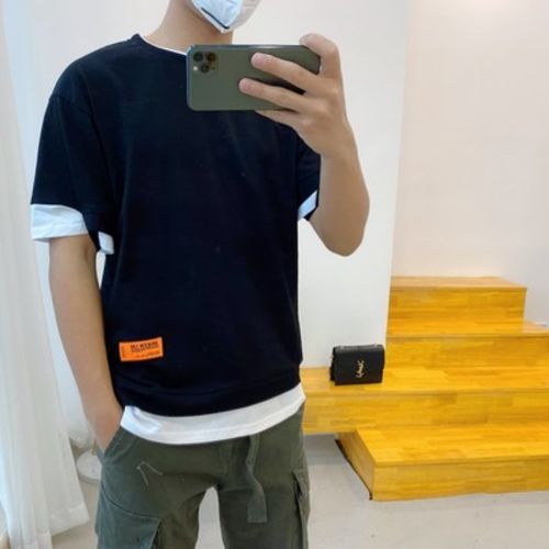 Customer photo review of TO Streetwear Soft Cotton T-Shirt