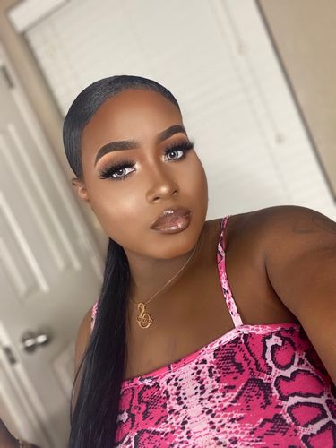 Customer photo review of EYEVOS Real India Brown Colored Contact Lenses