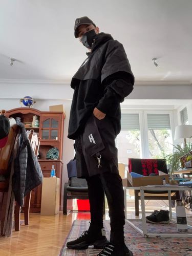 Customer photo review of TO Techwear Shorts Leggings Multi Pockets Joggers