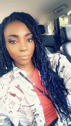 Customer photo review of [buy 2 get 2 free] Magic Hazel Contact Lenses