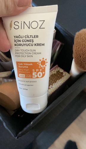 Customer photo review of Sunscreen Cream for Oily Skin SPF 50+