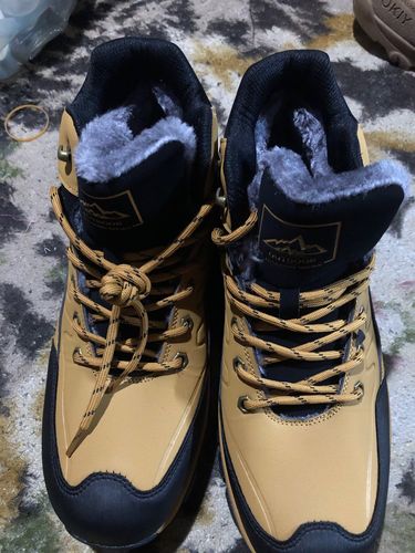 Customer photo review of Shawbest-Winter Waterproof Warm Plush Boots