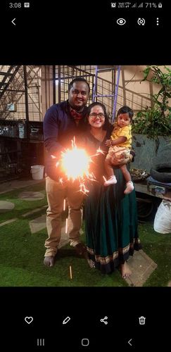 Customer photo review of Neelkanth Festive Maxi