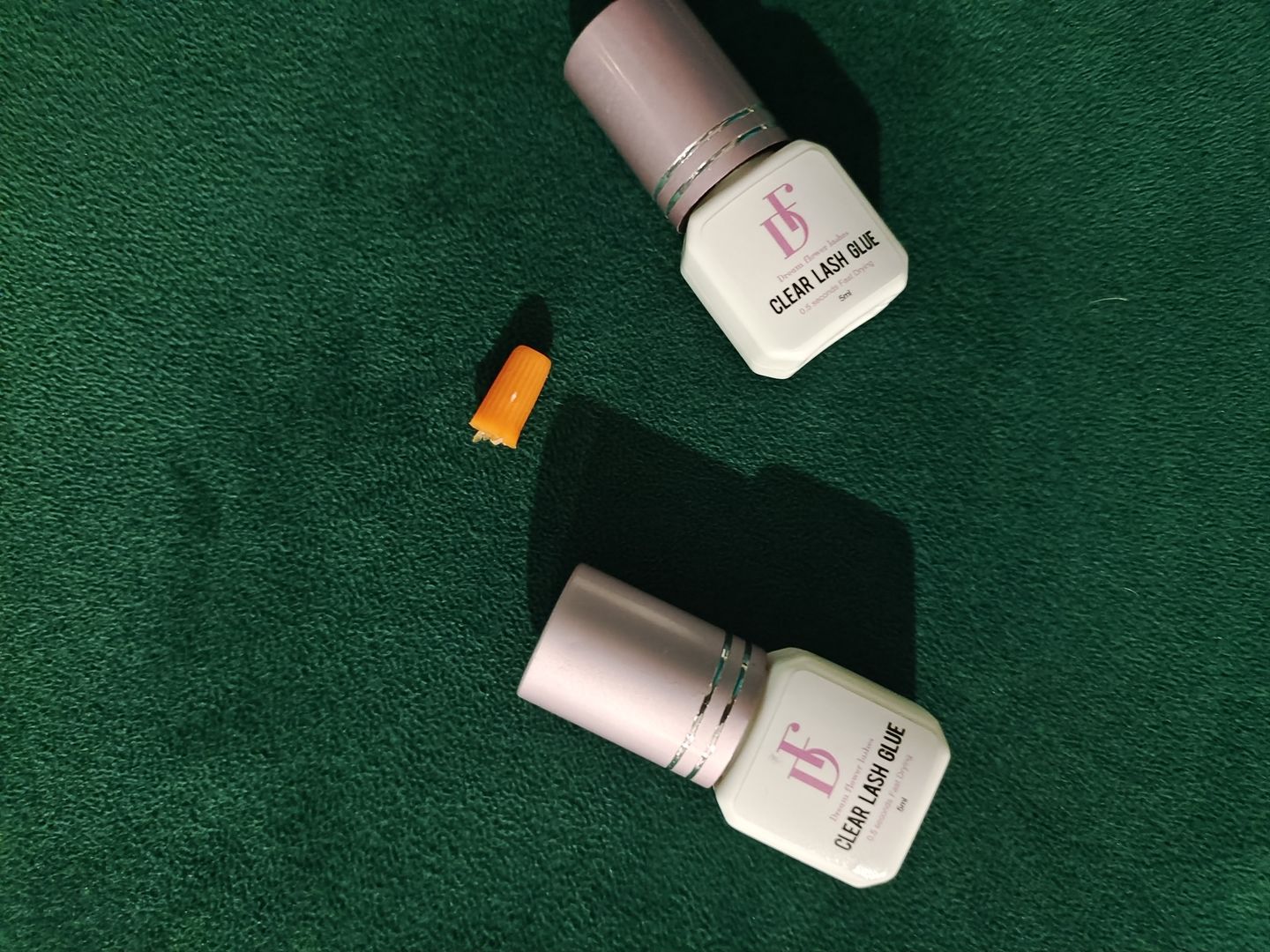 Customer photo review of Clear Glue for Eyelash Extensions 0.3-0.5s Fast Drying