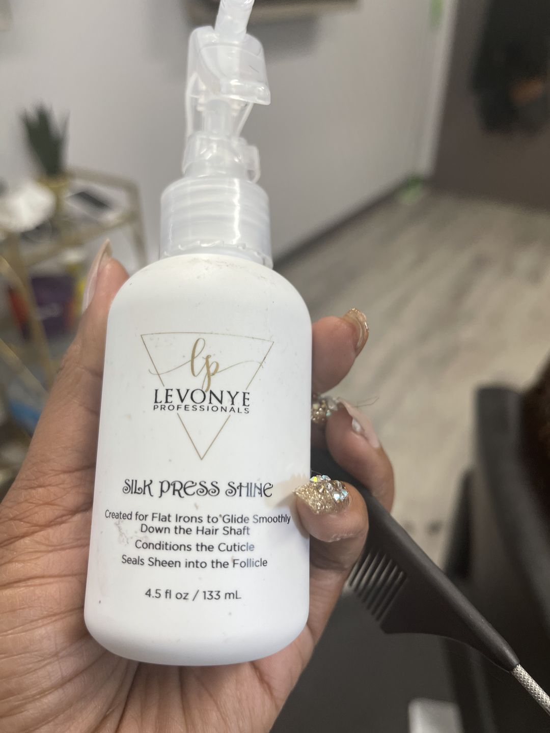 Customer photo review of "I AM" Silk Press Shine thermal protectant spray