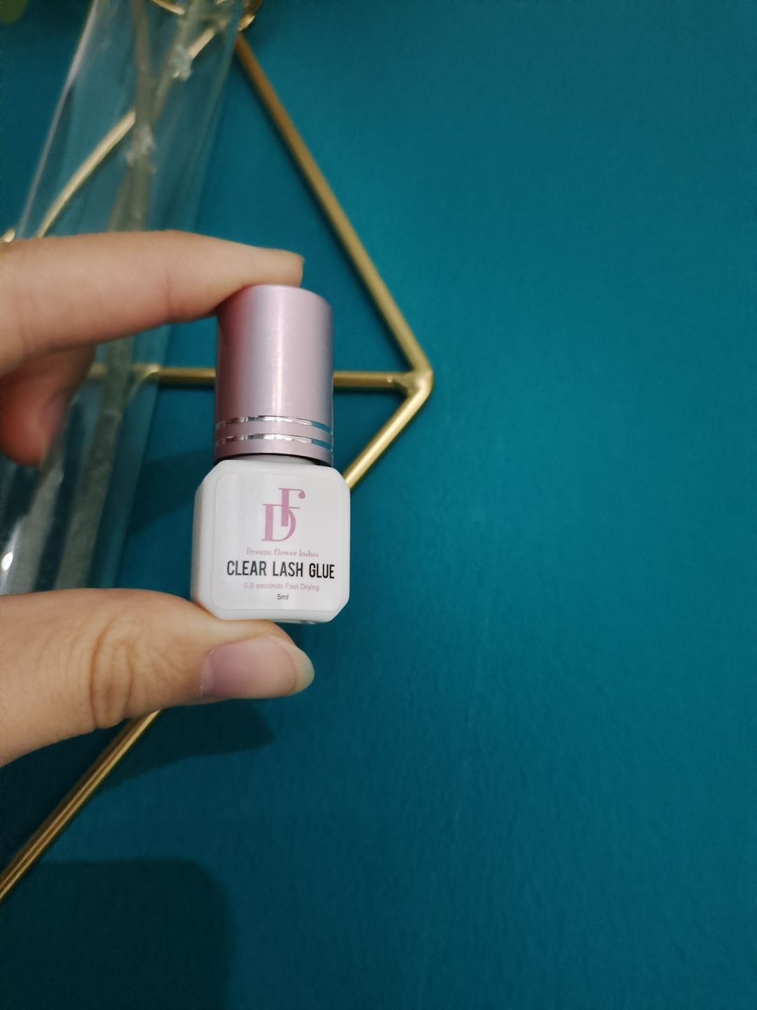 Customer photo review of Clear Glue for Eyelash Extensions 0.3-0.5s Fast Drying
