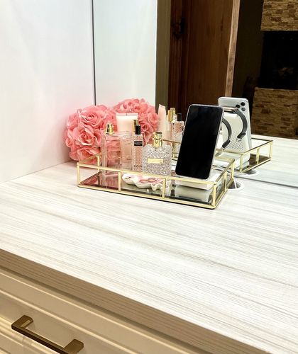 Customer photo review of Premium 3 in 1 Fast Wireless Charging Stand for iPhone, Apple Watch & AirPods