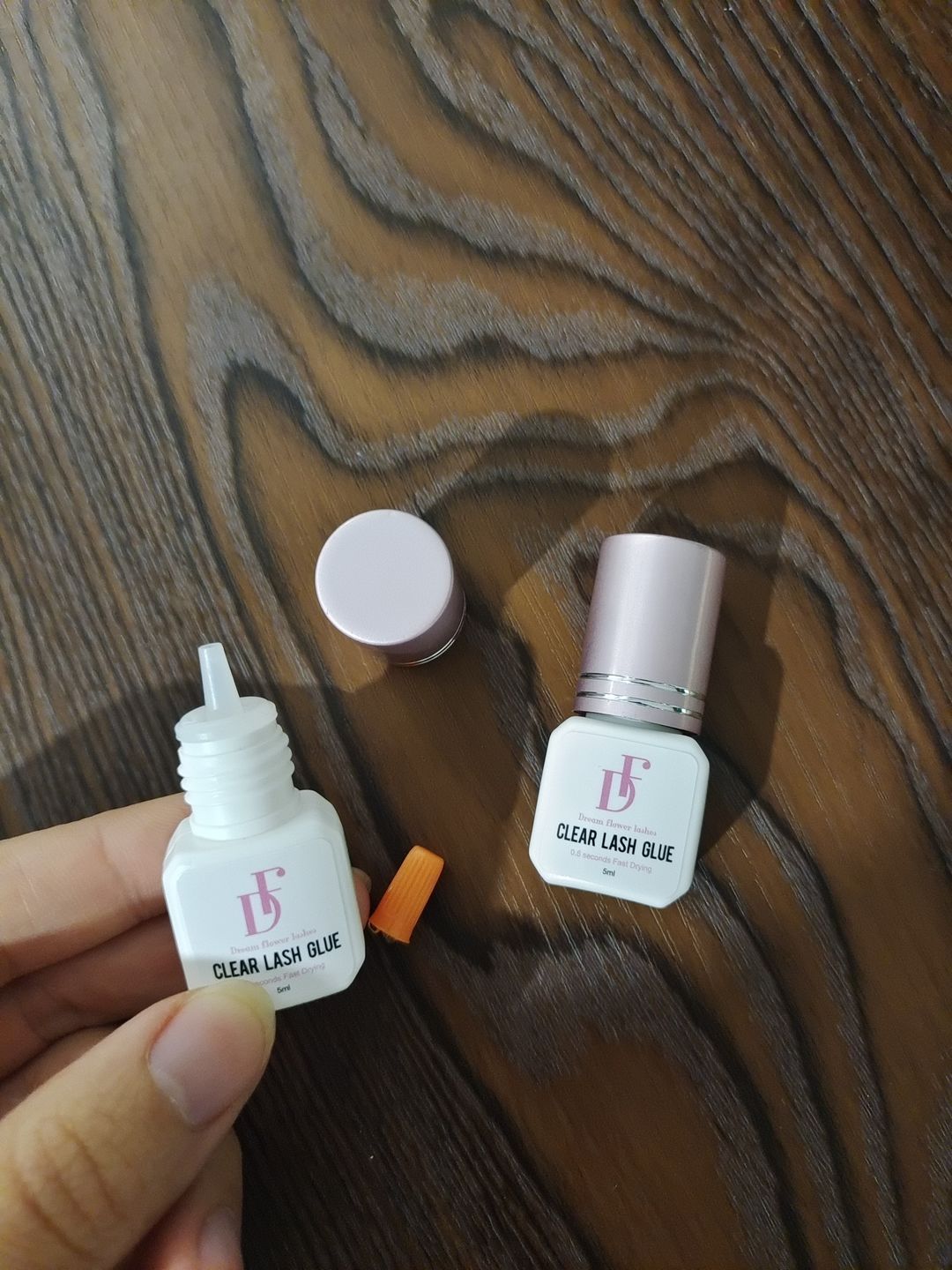 Customer photo review of Clear Glue for Eyelash Extensions 0.3-0.5s Fast Drying