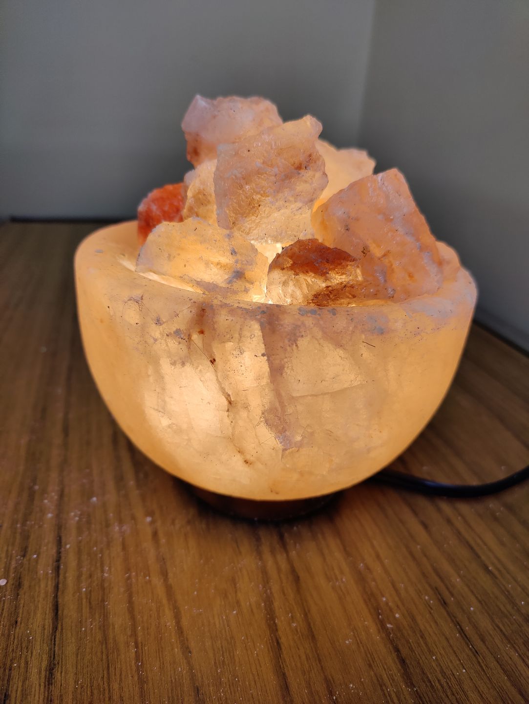 Customer photo review of Fire Bowl Himalayan Salt Lamp