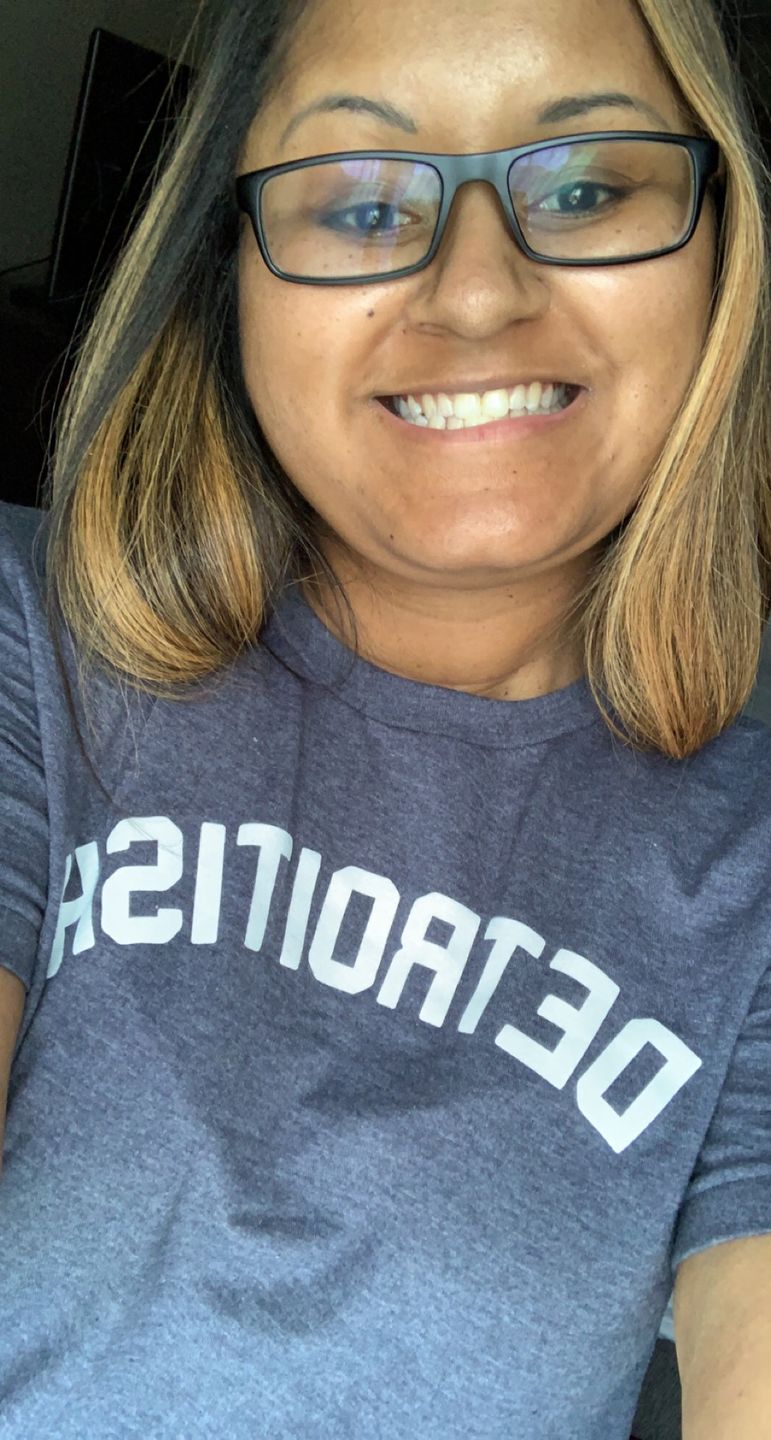 Customer photo review of Ink Detroit Detroitish T-Shirt - Navy