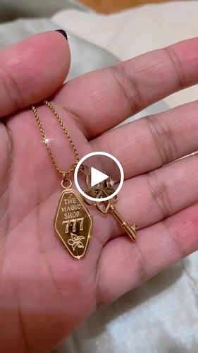 Customer video review of Magic Shop Necklace