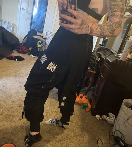 Customer photo review of TO Streetwear Side Pocket Cargo Pants