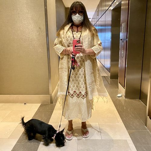 Customer photo review of GOLDEN IVORY SUIT SET