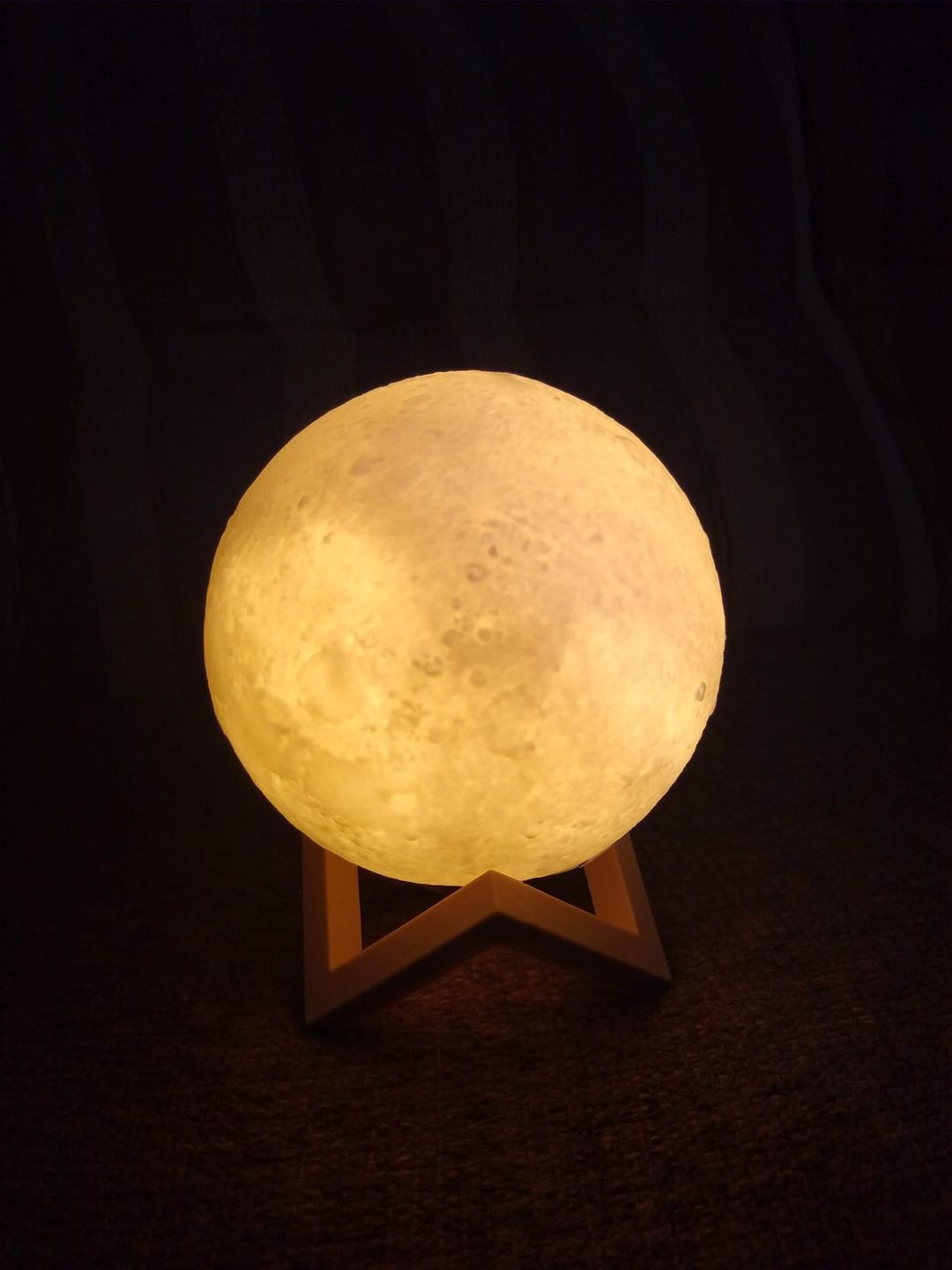 Customer photo review of Mystical Moon Lamp
