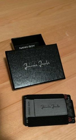 Customer photo review of Nano Boy card holder wallet with small elastic coin pocket