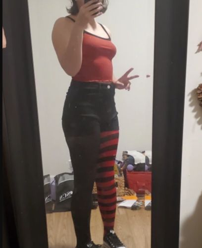 Customer photo review of 'Flood' Striped Yoga Tights