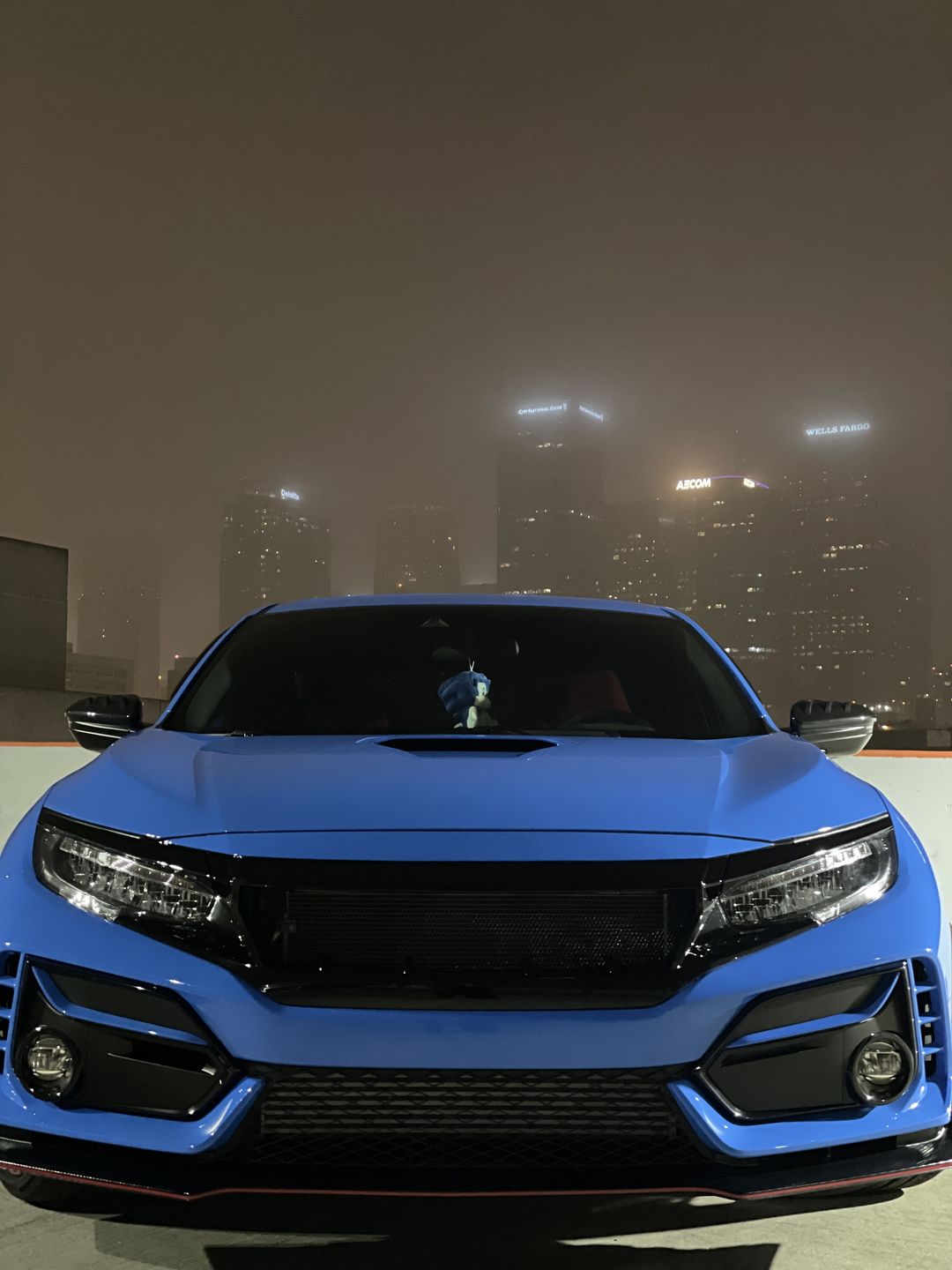 Customer photo review of Sports Grille w/ Steel Mesh - Glossy Black for 16-21 Honda Civic Sedan/Hatchback/FK8