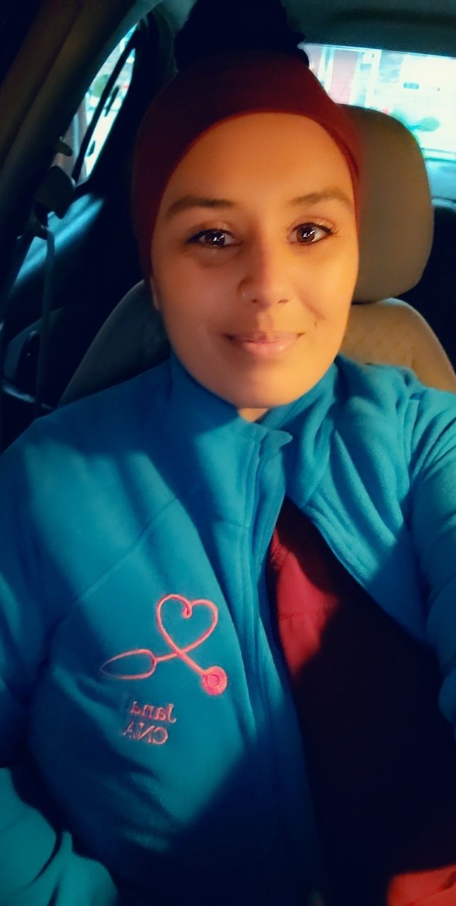 Customer photo review of Closeout Colors |  EB225 Eddie Bauer® Ladies Full-Zip Microfleece Jacket