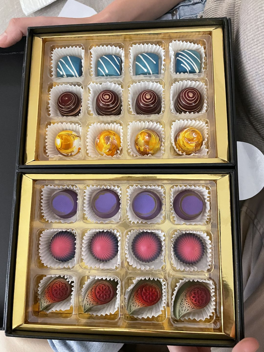 Customer photo review of Deluxe Gift Box 48 Pieces