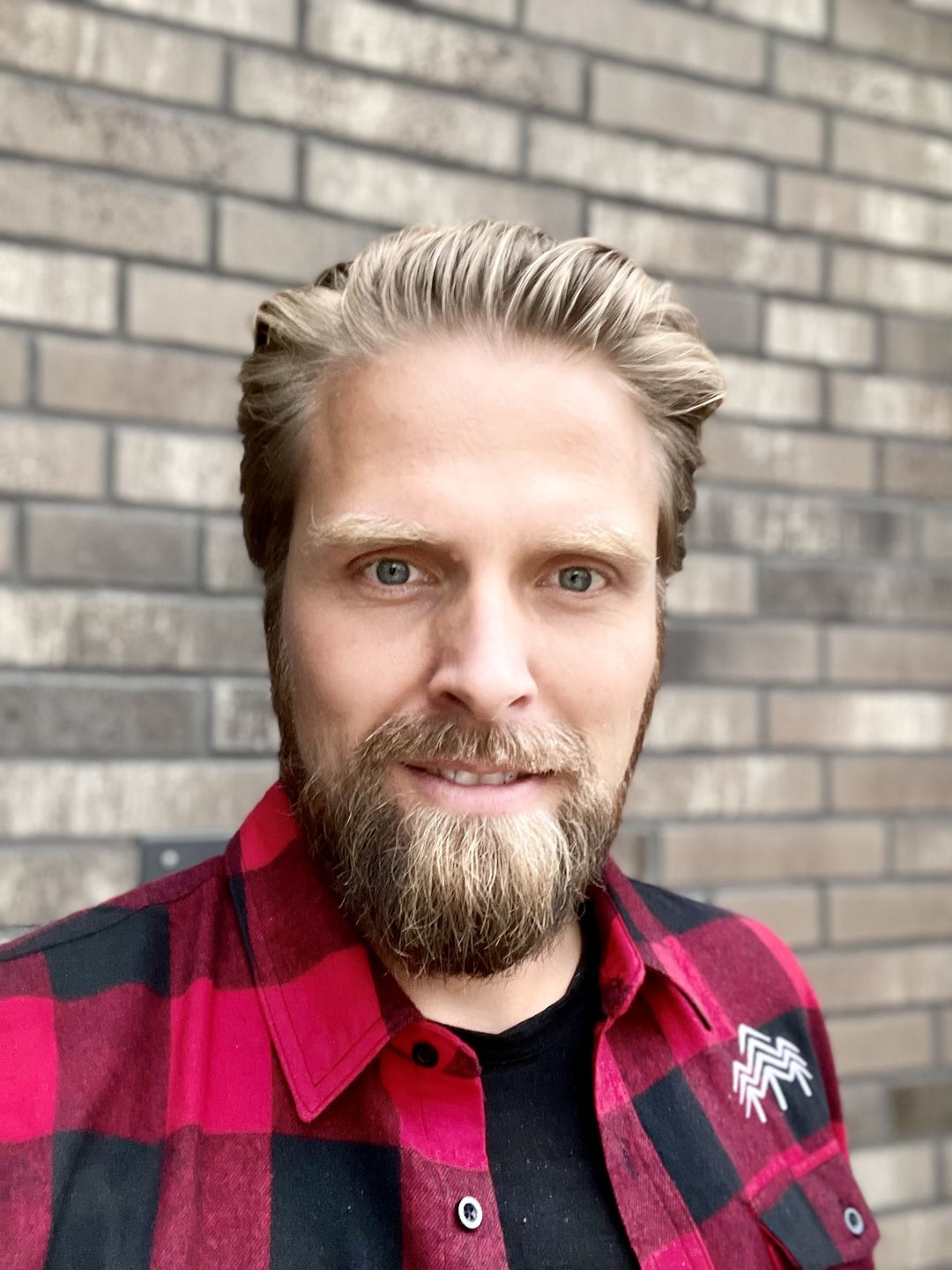 Customer photo review of HOLZBRÜDER LOGO - Unisex Flanellhemd Mit Stick (WH)