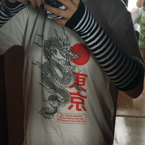 Customer photo review of T-Shirt Dragon<br> Nu Gua