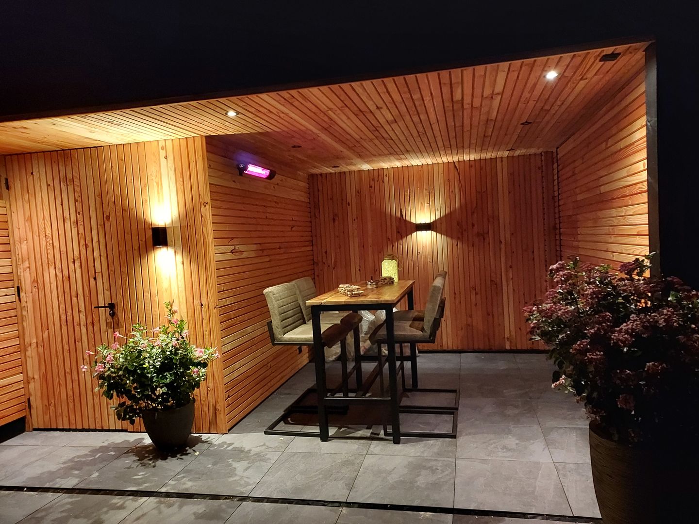 Customer photo review of Bartafel Industrieel Design | Mangohout en Staal | 135x65x105cm