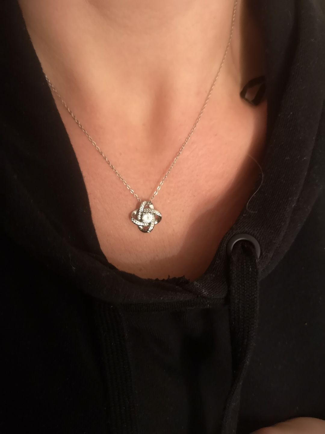 Customer photo review of To my soulmate - white gold love knot necklace