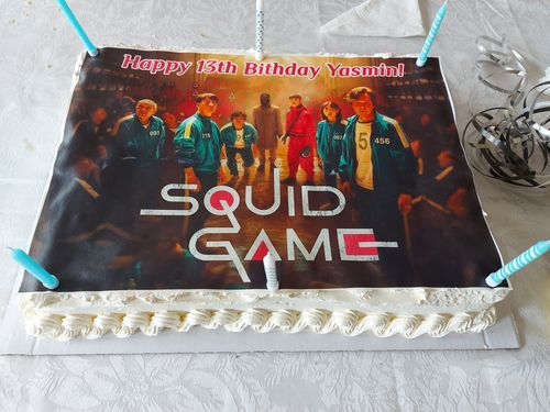 Customer photo review of A3 Rectangle Custom Edible Icing Image